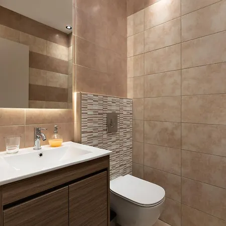 Rhodes Skyline With Out Door Jacuzzi Sea View Apartment Ixia (Rhodes)